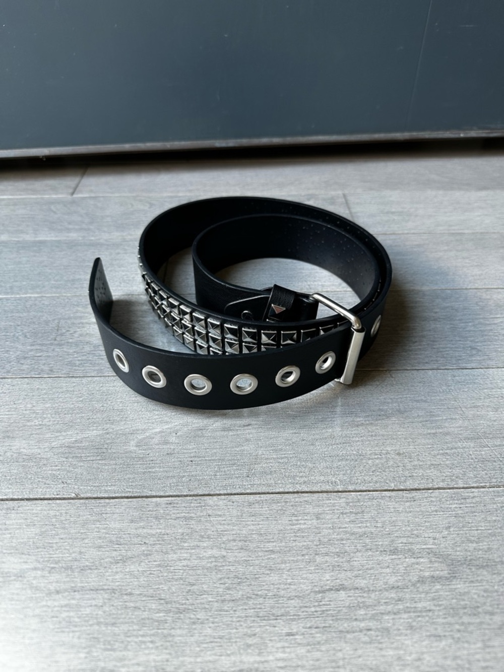 Belt Black W/Eyelet Grommet Silver Studded Punk Faux leather Belt Rivet Buckle - Picture 3 of 5